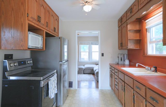 2608 26th STREET S, La Crosse, WI 54601