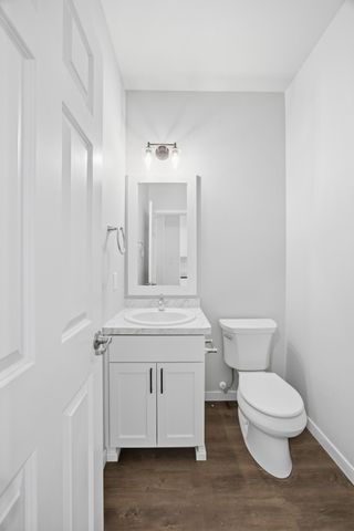 6683 28th Street S, Fargo, ND 58104