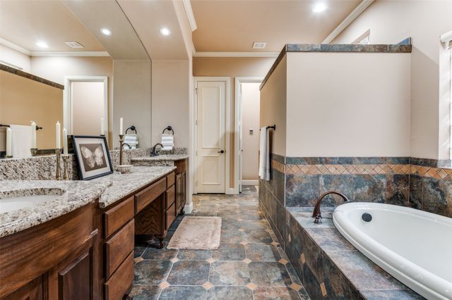 1854 Masters Drive, Desoto, TX 75115