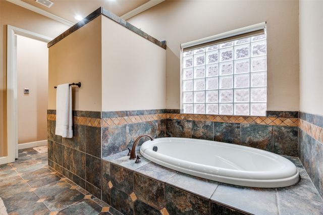 1854 Masters Drive, Desoto, TX 75115