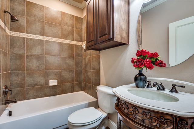 1854 Masters Drive, Desoto, TX 75115