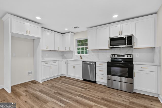 4322 Lower Fayetteville Road, Sharpsburg, GA 30277