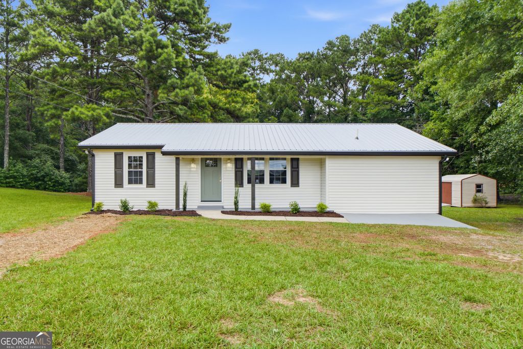 4322 Lower Fayetteville Road, Sharpsburg, GA 30277