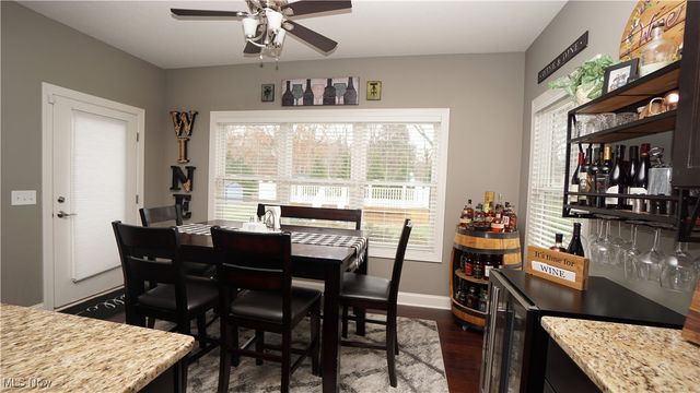 1405 Hidden Lake Boulevard, Akron, OH 44312