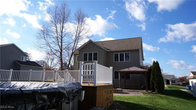 1405 Hidden Lake Boulevard, Akron, OH 44312