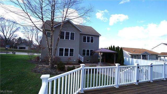 1405 Hidden Lake Boulevard, Akron, OH 44312