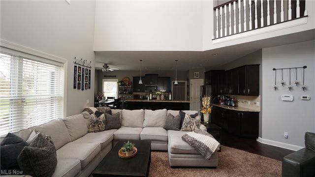 1405 Hidden Lake Boulevard, Akron, OH 44312