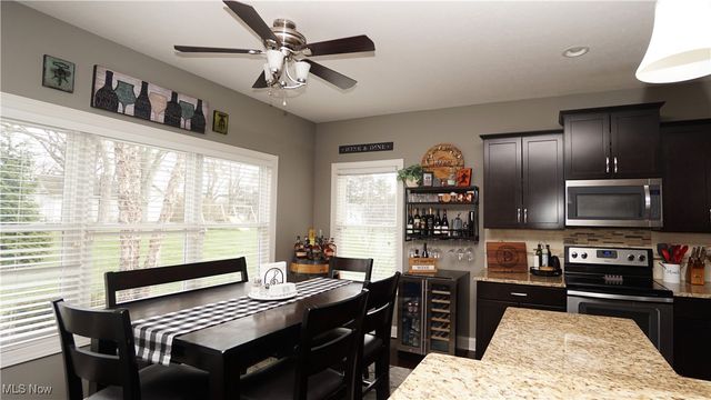 1405 Hidden Lake Boulevard, Akron, OH 44312