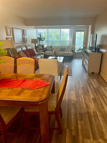 2901 SW 15th Street Unit 204, Delray Beach, FL 33445