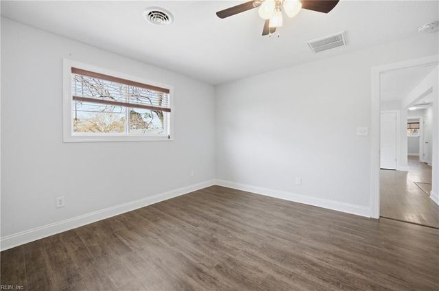 404 Duplin ST, Virginia Beach, VA 23452