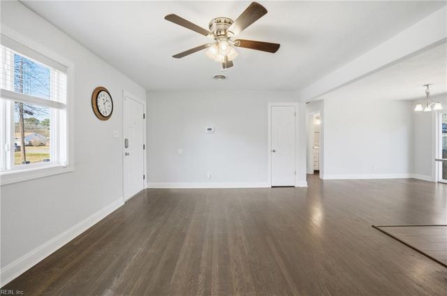 404 Duplin ST, Virginia Beach, VA 23452