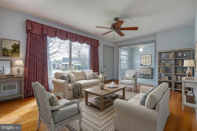 30 LINCOLN DR, Hanover, PA 17331