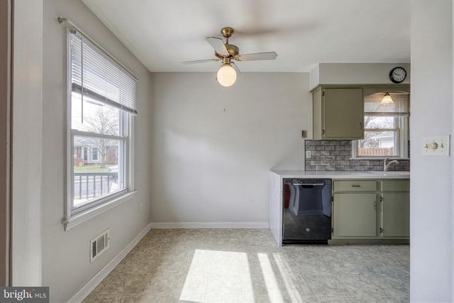 30 LINCOLN DR, Hanover, PA 17331