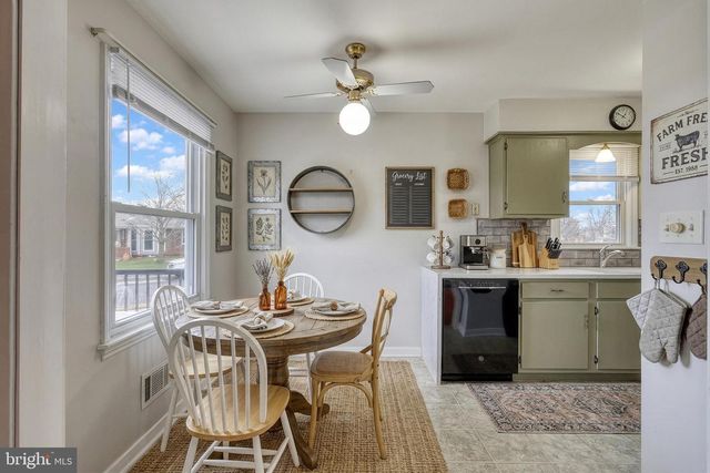 30 LINCOLN DR, Hanover, PA 17331