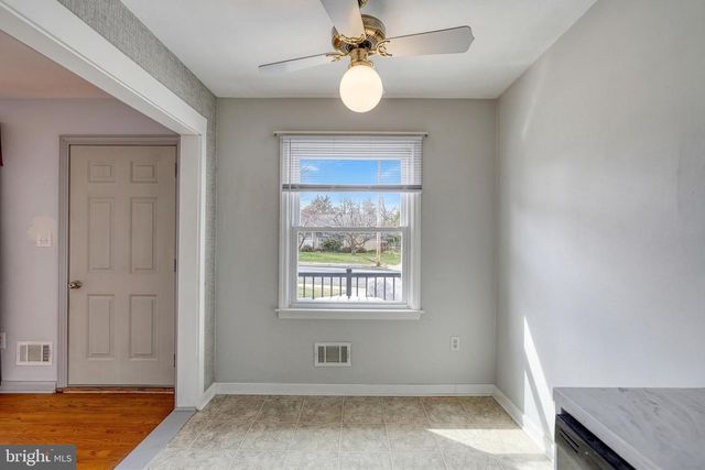 30 LINCOLN DR, Hanover, PA 17331