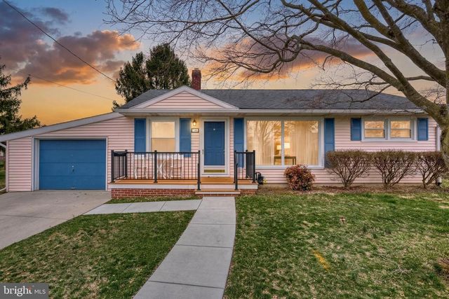 30 LINCOLN DR, Hanover, PA 17331