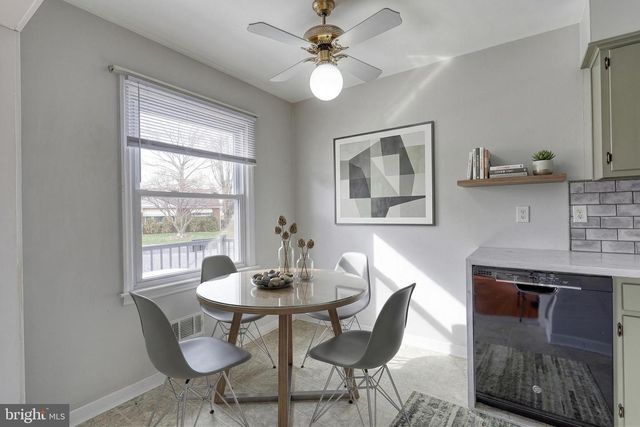 30 LINCOLN DR, Hanover, PA 17331