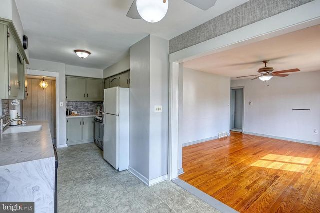 30 LINCOLN DR, Hanover, PA 17331