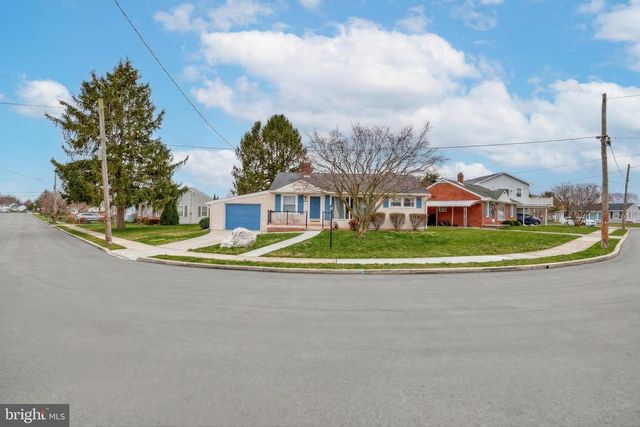 30 LINCOLN DR, Hanover, PA 17331