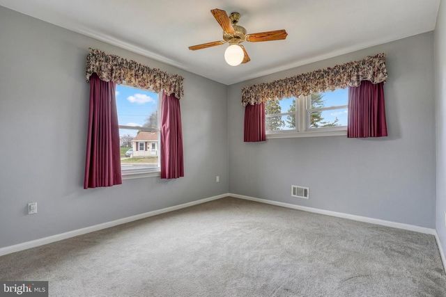 30 LINCOLN DR, Hanover, PA 17331