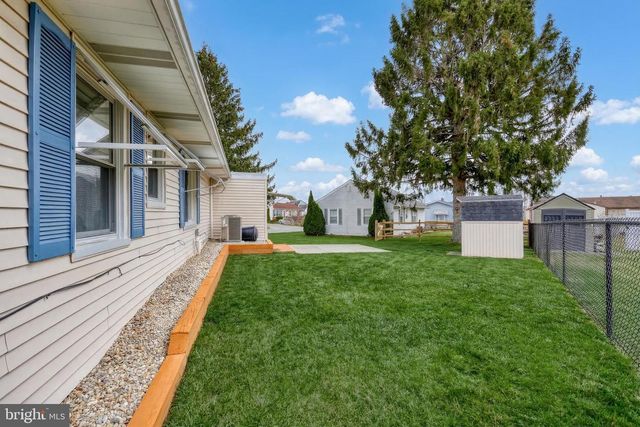 30 LINCOLN DR, Hanover, PA 17331