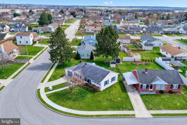 30 LINCOLN DR, Hanover, PA 17331