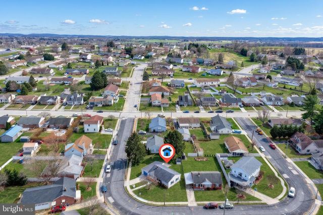 30 LINCOLN DR, Hanover, PA 17331