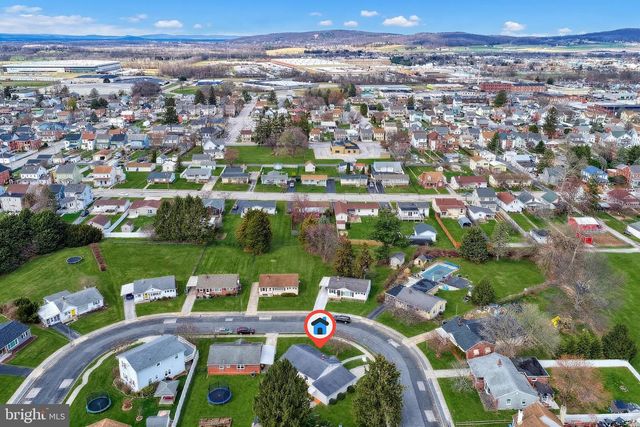 30 LINCOLN DR, Hanover, PA 17331