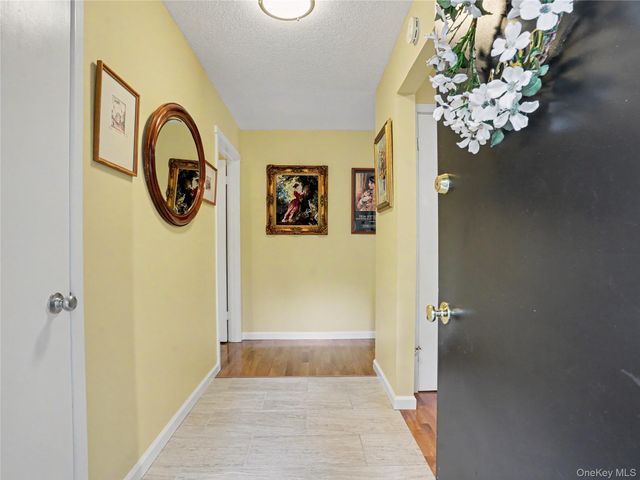 128 Heritage Hills Drive B, Somers, NY 10589