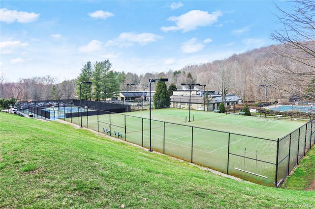 128 Heritage Hills Drive B, Somers, NY 10589