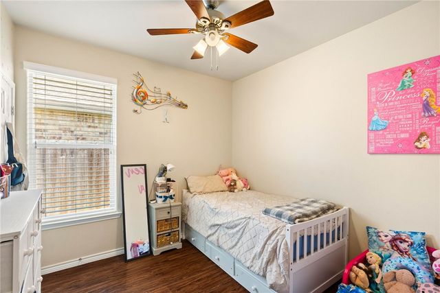 2238 Tallow Drive, Portland, TX 78374