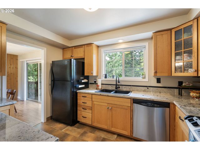 16127 Ne CAPLES Rd, Brush Prairie, WA 98606