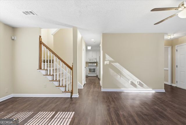 1319 Vine Circle, Mcdonough, GA 30253