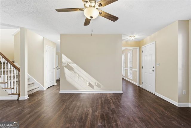 1319 Vine Circle, Mcdonough, GA 30253