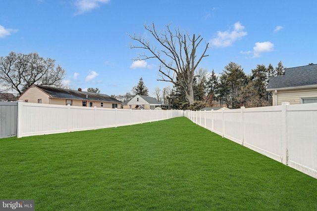 300 HINCHMAN AVE, Cherry Hill, NJ 08002