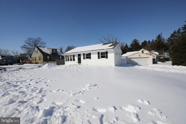 300 HINCHMAN AVE, Cherry Hill, NJ 08002