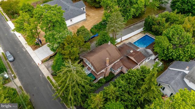 110 E SEAVIEW AVE, Linwood, NJ 08221