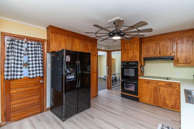 3305 Evelyn Drive, Kinston, NC 28504