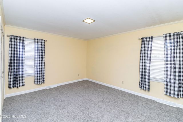 3305 Evelyn Drive, Kinston, NC 28504