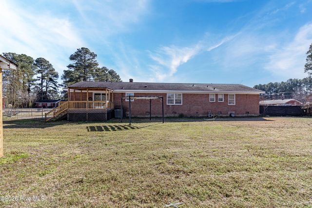 3305 Evelyn Drive, Kinston, NC 28504