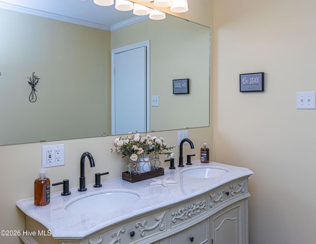 3305 Evelyn Drive, Kinston, NC 28504