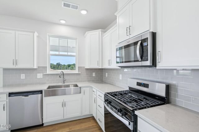 1573 Briar Brook Lane, Zebulon, NC 27597