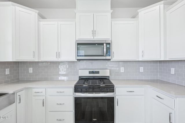 1573 Briar Brook Lane, Zebulon, NC 27597