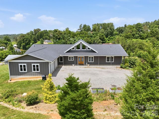 41 Bell Sprinkle Road, Weaverville, NC 28787