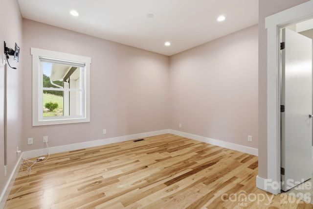 41 Bell Sprinkle Road, Weaverville, NC 28787