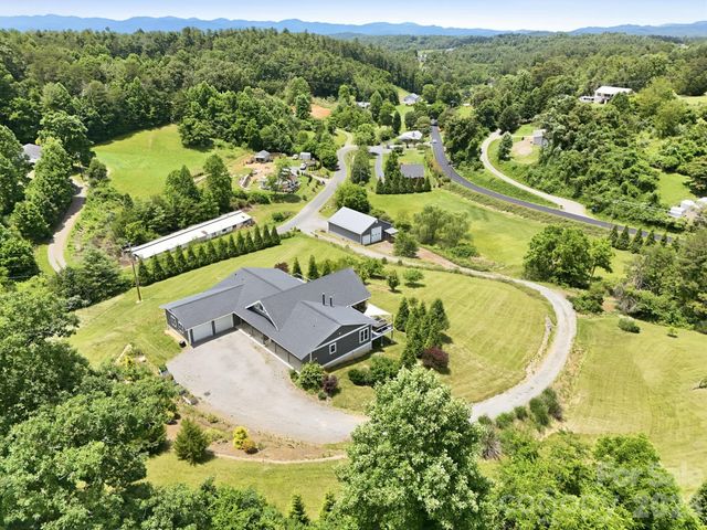 41 Bell Sprinkle Road, Weaverville, NC 28787