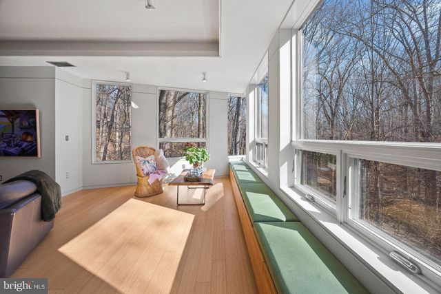 2923 WOODVALLEY DR, Baltimore, MD 21208