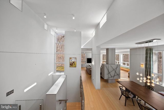 2923 WOODVALLEY DR, Baltimore, MD 21208