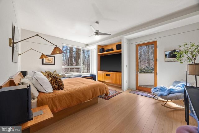 2923 WOODVALLEY DR, Baltimore, MD 21208