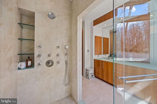 2923 WOODVALLEY DR, Baltimore, MD 21208